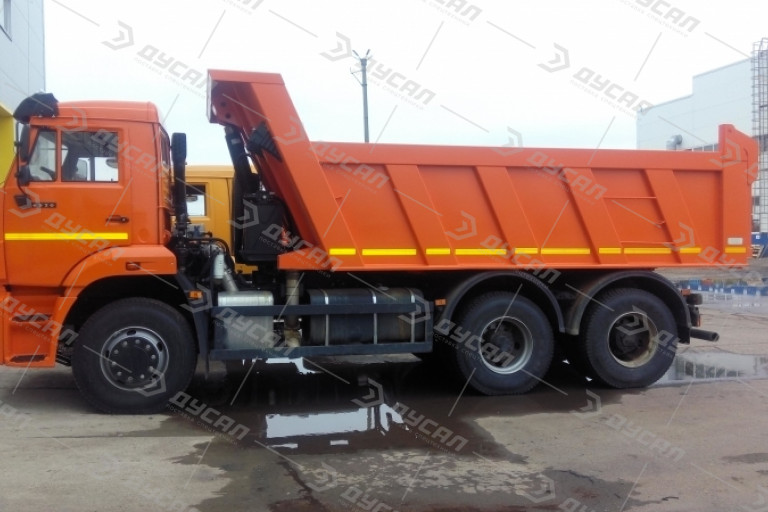 Самосвал КАМАЗ 6520-6021-49В5