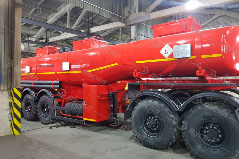 Полуприцеп-цистерна ППЦ-26/3 с насосом