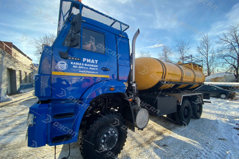 Кислотовоз АЦК-10 на шасси КАМАЗ 6522