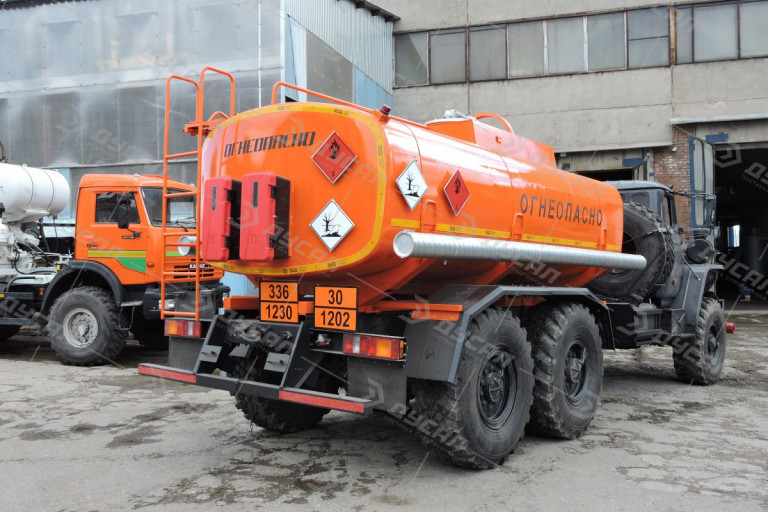 Автоцистерна нефтепромысловая АЦН-10 на шасси УРАЛ 4320-60Е5