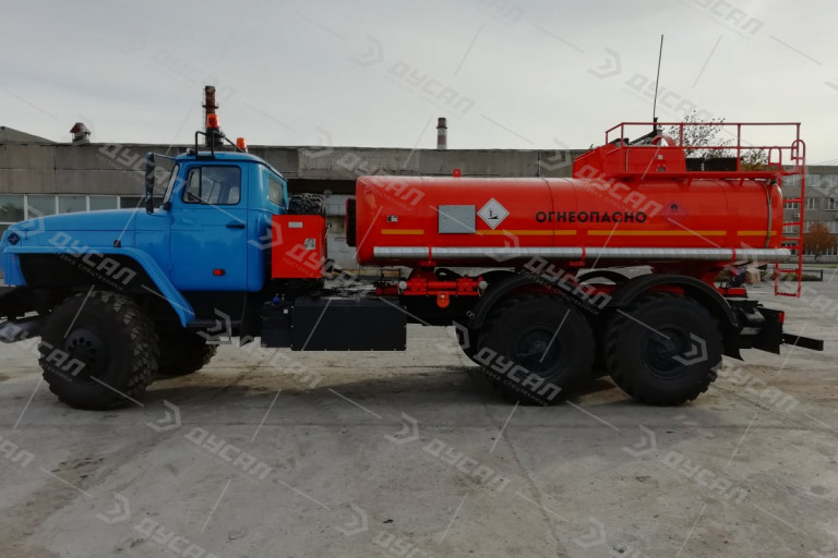 АТЗ-10 на шасси УРАЛ 4320-60Е5