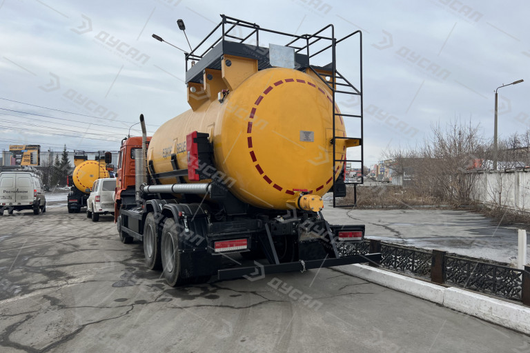 Кислотовоз АЦК-12 на шасси КАМАЗ 65115 Кислотовоз АЦК-12 на шасси КАМАЗ 65115