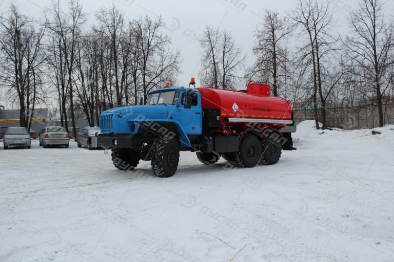 АТЗ-12 на шасси УРАЛ 
