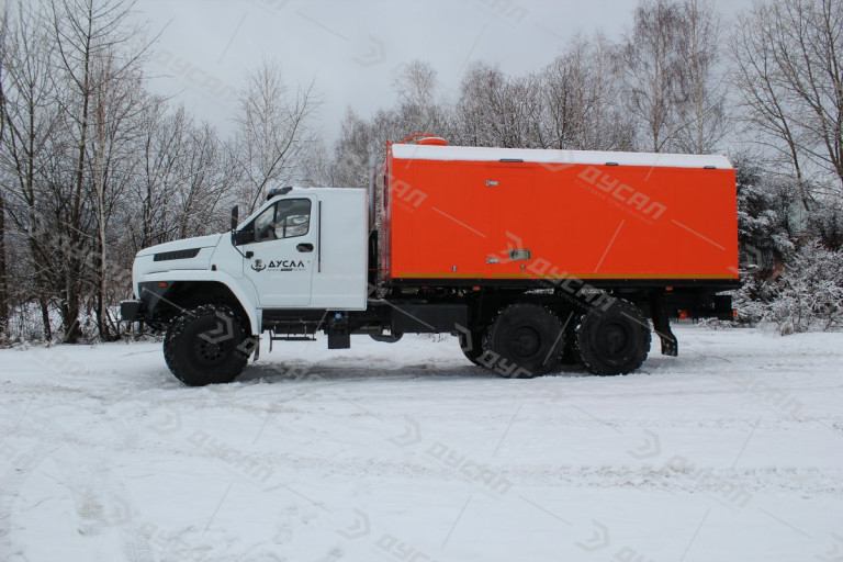 ППУА 1600/100 на шасси УРАЛ Next со спальным местом и хоз. отсеком