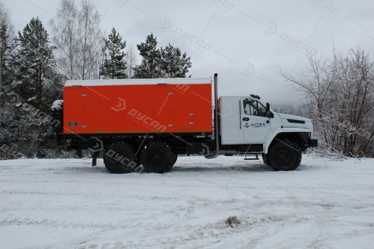 ППУА 1600/100 на шасси УРАЛ Next со спальным местом и хоз. отсеком