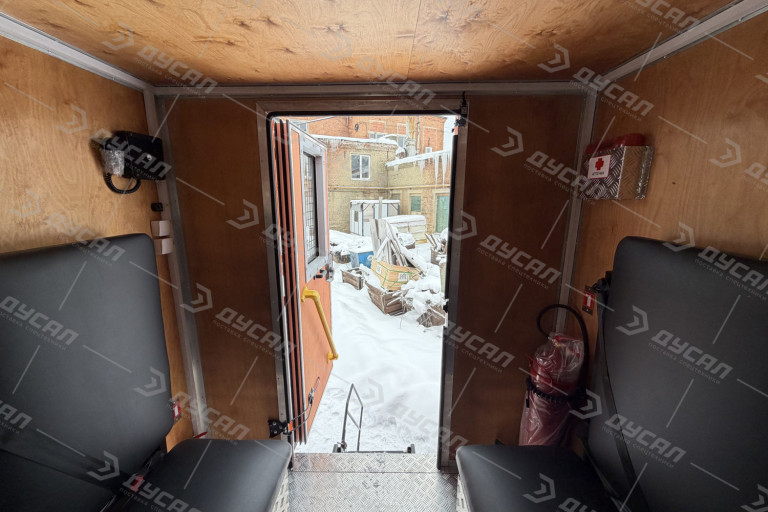 Автомобиль для перевозки взрывчатых веществ ВВ с отсеком для сопровождения на базе УРАЛ 4320 NEXT