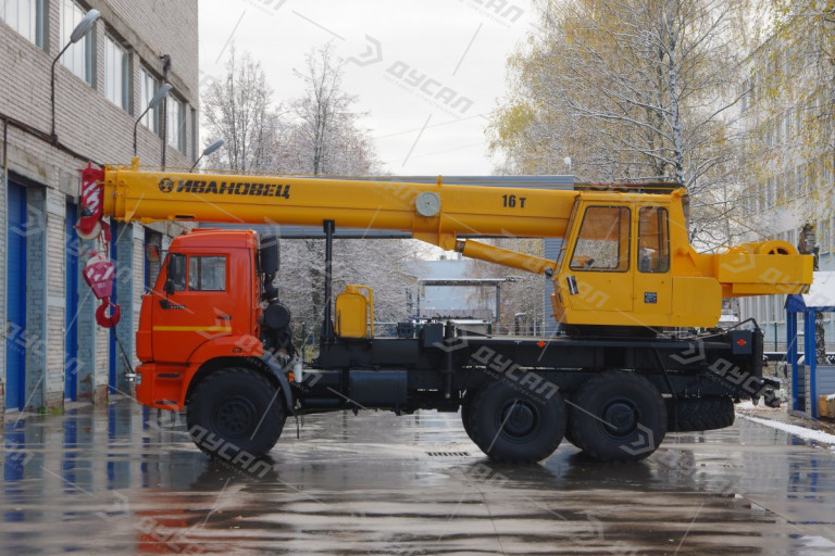 Автокран "ИВАНОВЕЦ" КС-35714К-2 на шасси КамАЗ 43118 (ОВОИД)