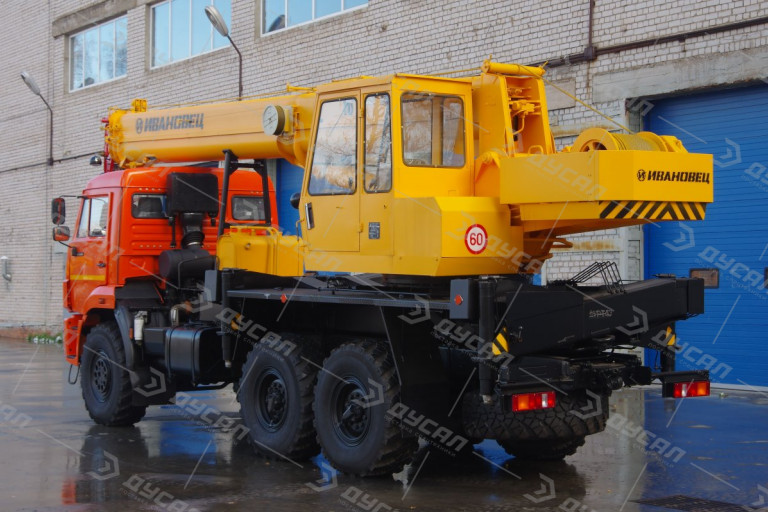 Автокран "ИВАНОВЕЦ" КС-35714К-2 на шасси КамАЗ 43118 (ОВОИД)