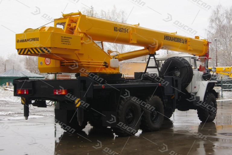 Автокран "ИВАНОВЕЦ" КС-45717-1 на шасси УРАЛ 4320 (ОВОИД)
