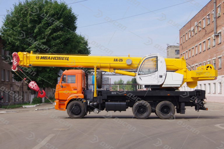 Автокран "ИВАНОВЕЦ" КС-45717К-1Р на шасси КамАЗ 65115 (ОВОЙД)