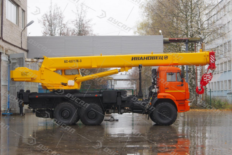 Автокран "ИВАНОВЕЦ" КС-45717К-3 ZF на шасси КамАЗ 43118 (ОВОИД)