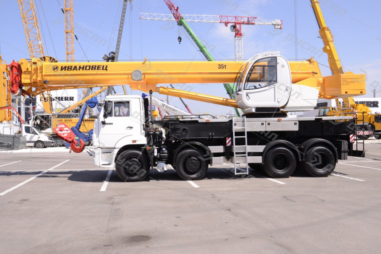 Автокран "ИВАНОВЕЦ" КС-55735-6 на шасси КамАЗ 6540 (ОВОИД)