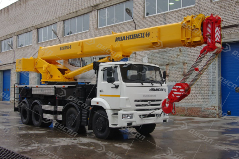 Автокран "ИВАНОВЕЦ" КС-65740-6 на шасси КамАЗ 6540 (ОВОИД)