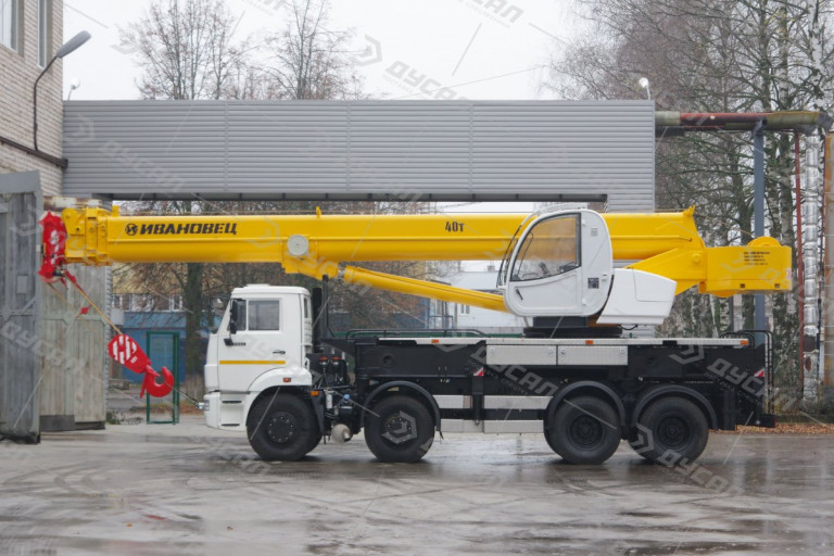 Автокран "ИВАНОВЕЦ" КС-65740-6 на шасси КамАЗ 6540 (ОВОИД)