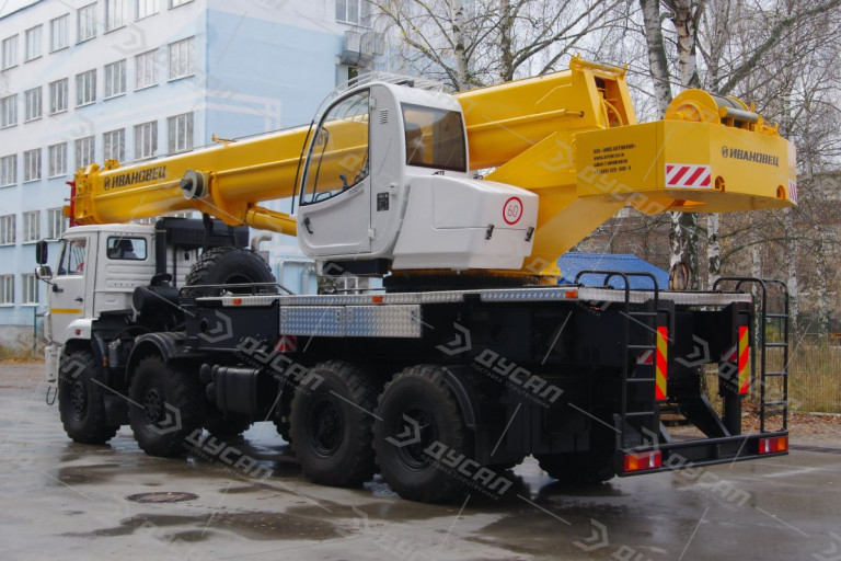 Автокран "ИВАНОВЕЦ" КС-65740-7 на шасси КамАЗ 63501 (ОВОИД)