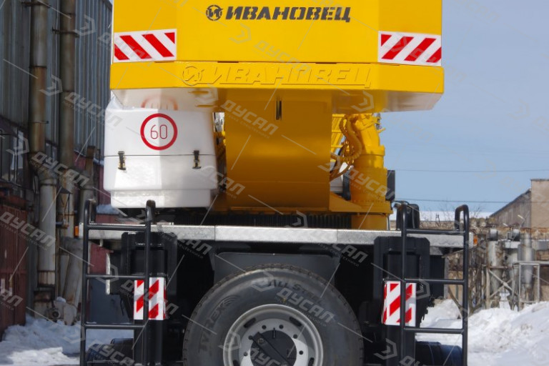 Автокран "ИВАНОВЕЦ" КС-65740-8 на шасси КамАЗ 65201 (ОВОИД)