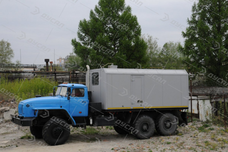 ППУА 1600/100 на шасси УРАЛ 4320