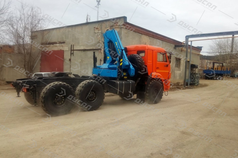 Седельный тягач КАМАЗ 43118-50 с КМУ ИМ-180