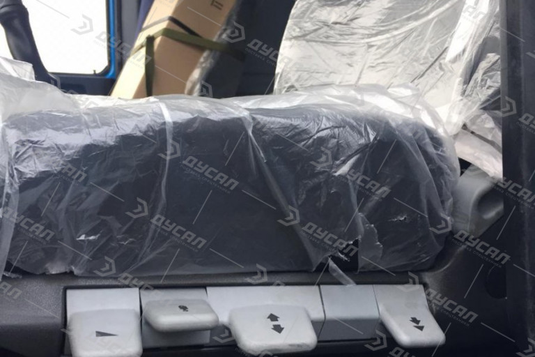 Седельный тягач УРАЛ 63704К-0111Е5