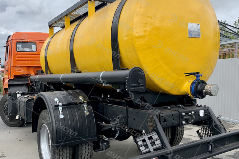 Кислотовоз АЦК-6 на шасси 53605 Кислотовоз АЦК-6 на шасси 53605