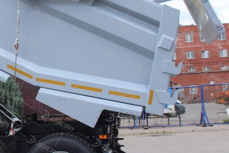 Самосвал КАМАЗ 65801 8х4 БЕЦЕМА ФОРМАТ СКАЛА V=20 м³