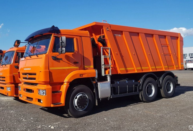 Самосвал КАМАЗ 6520-26041-53