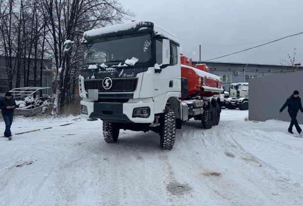 Автотопливозаправщик АТЗ-12/2 на шасси SHACMAN SX32586V385  