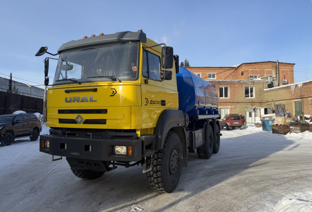 Автоцистерны для техводы АЦВ-16 на шасси УРАЛ 6370К