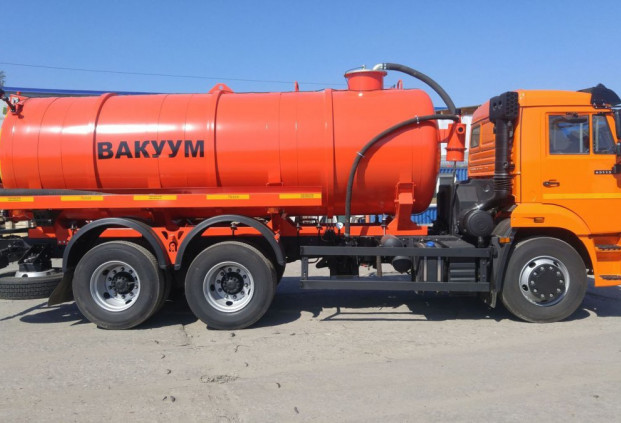 Вакуумная машина МВ-15 на шасси КАМАЗ 65115